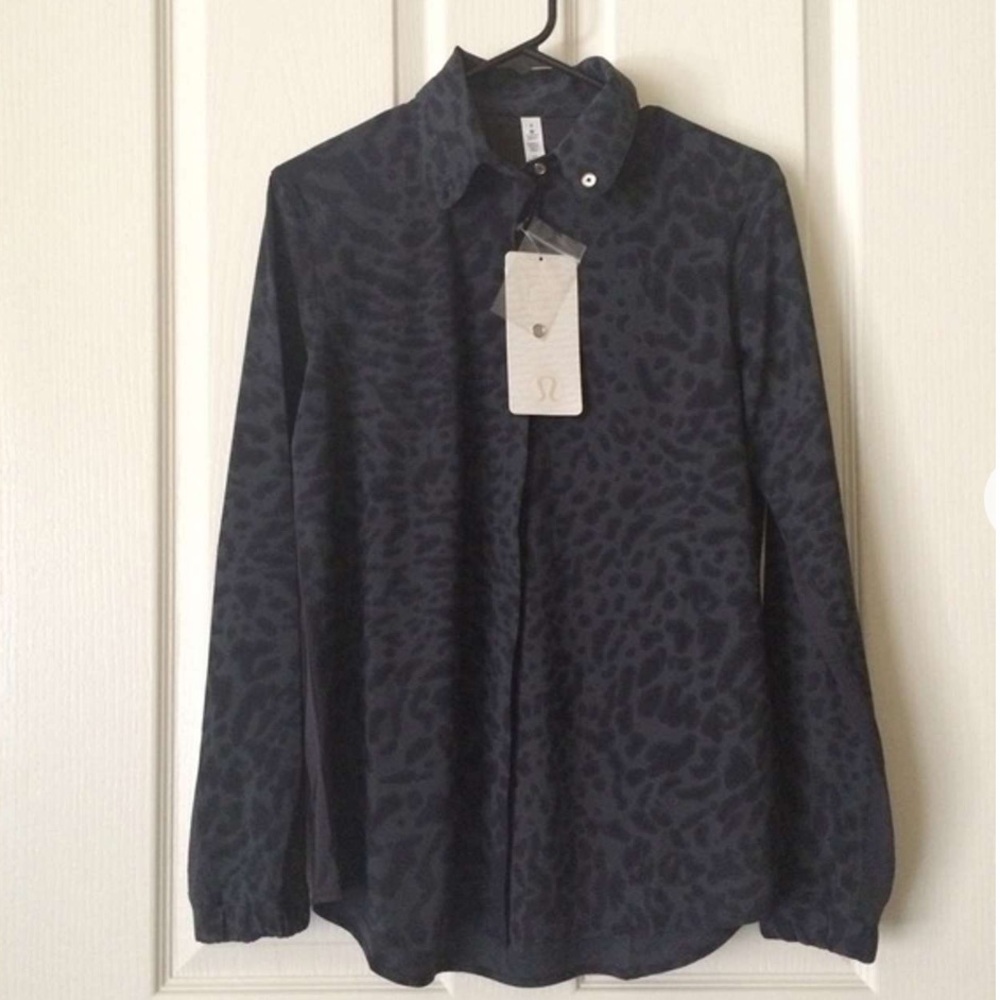 lululemon lab Day Trip Blouse Animal Swirl Deep Coal Black Size 4 (fits 6)